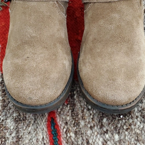 G.H Bass suede short boots - Picture 12 of 12